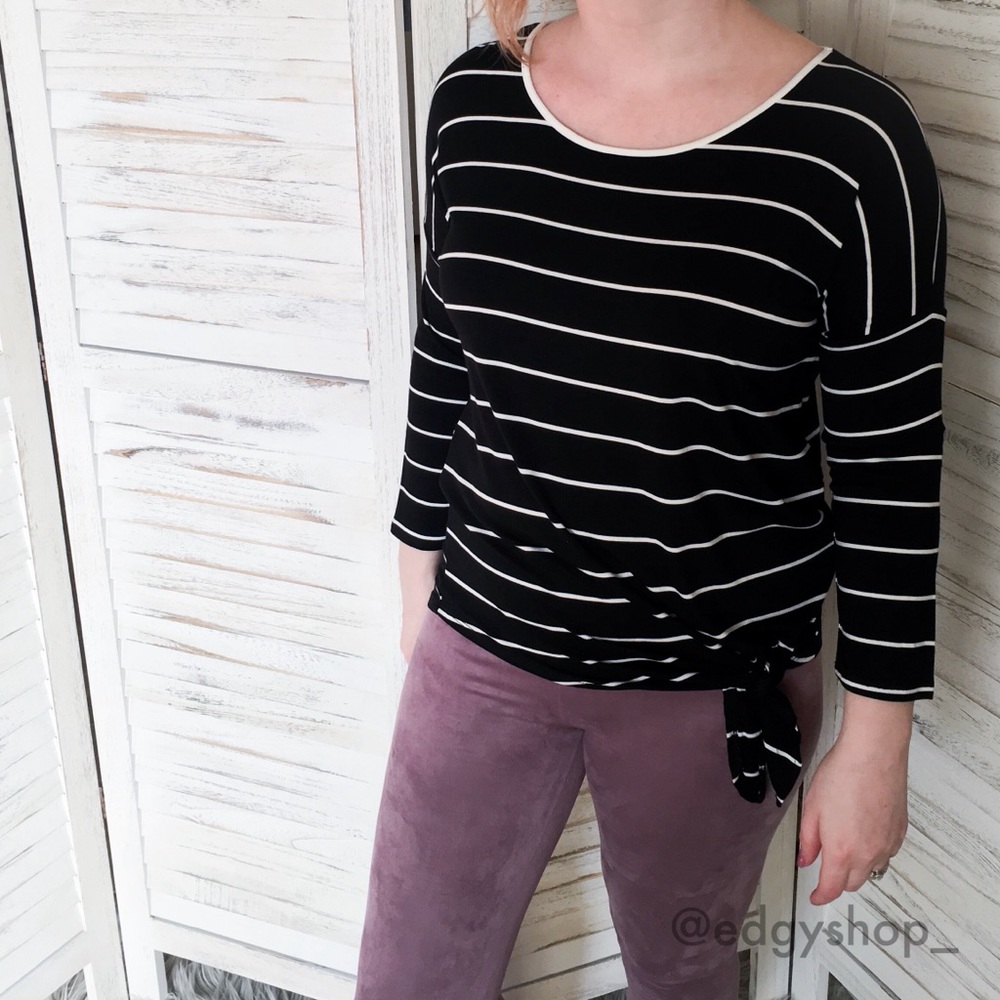Cable & Gauge | Striped Tie Front Tee - Picture 4 of 6